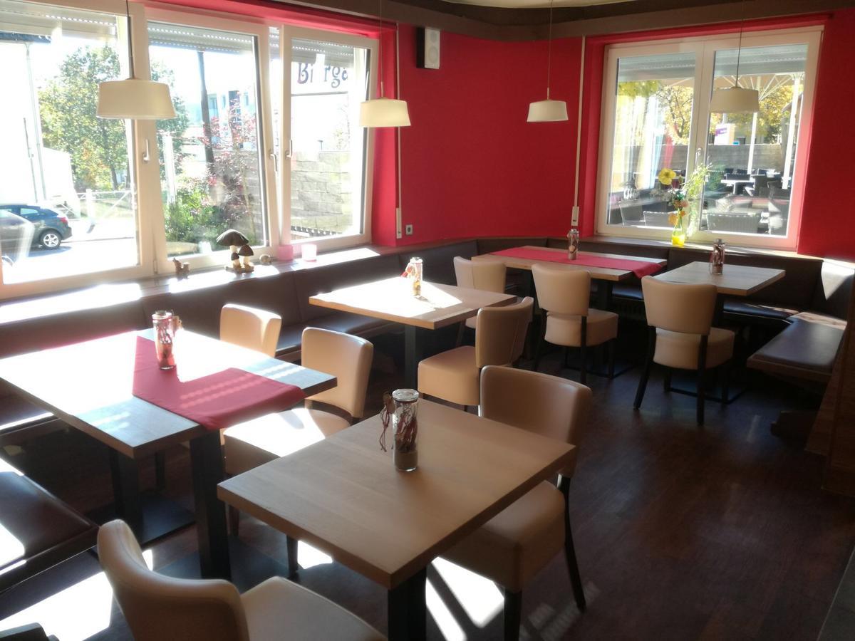 Gaststaette Peperoni Hotel Biberach an der Riß Eksteriør billede