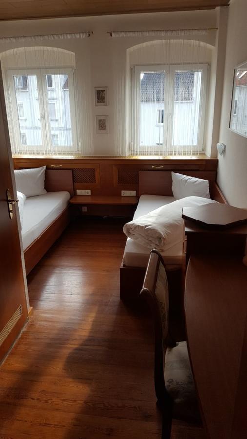 Gaststaette Peperoni Hotel Biberach an der Riß Eksteriør billede